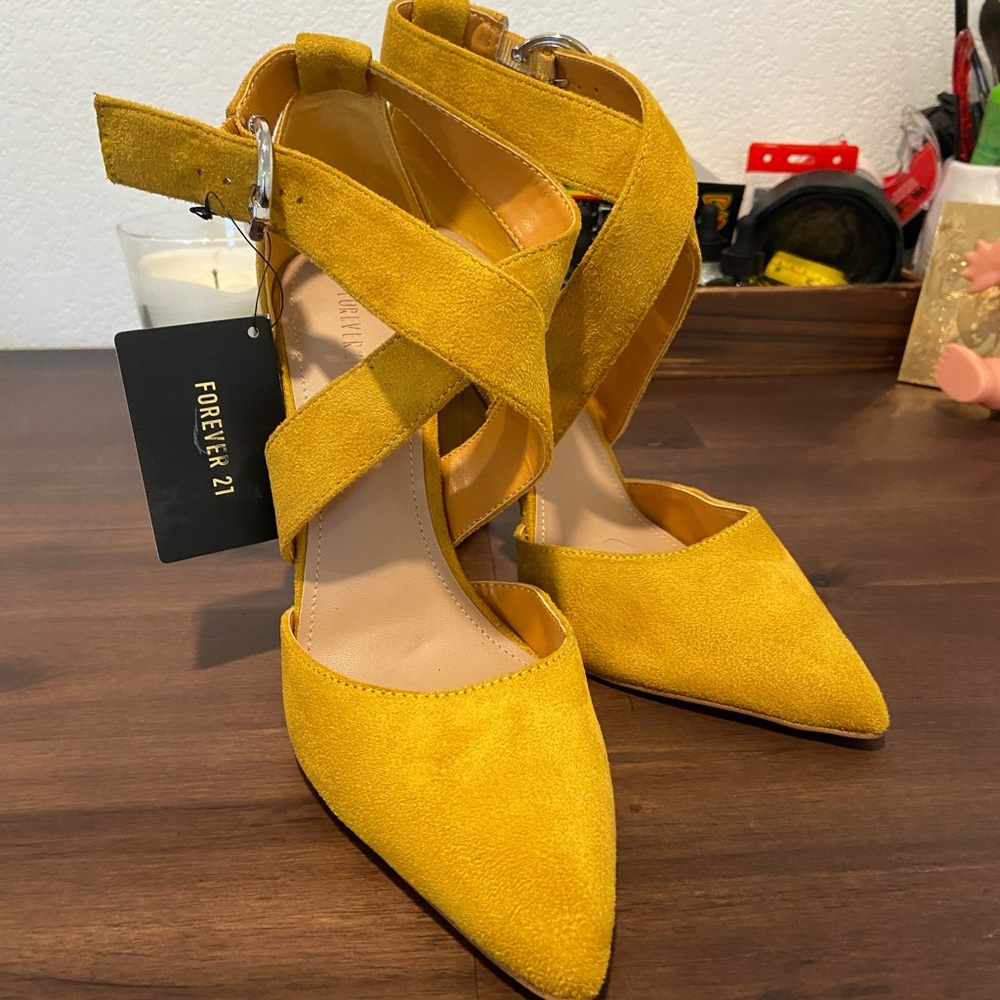 🌊☀️🌼 Ray of Fucking Sunshine Pumps